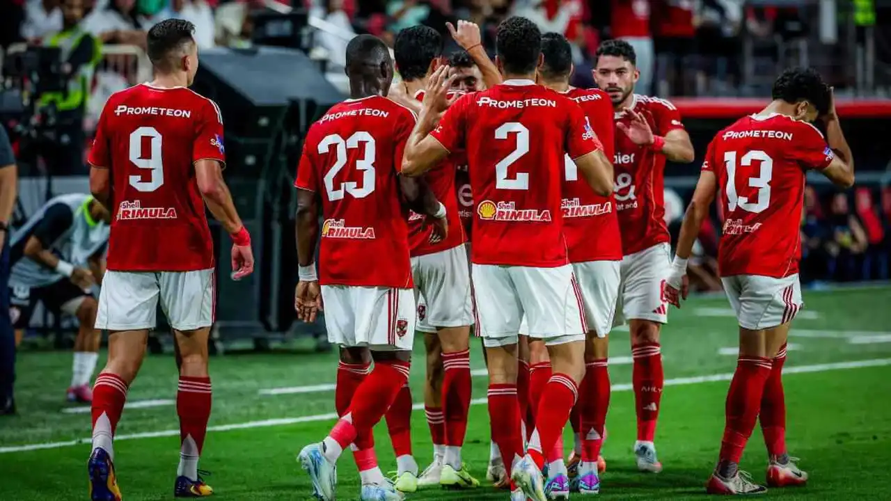 3 صفقات حاسمة.. الأهلي المصري يوقع نجوماً في سوق الانتقالات